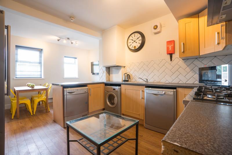 111b Richmond Road