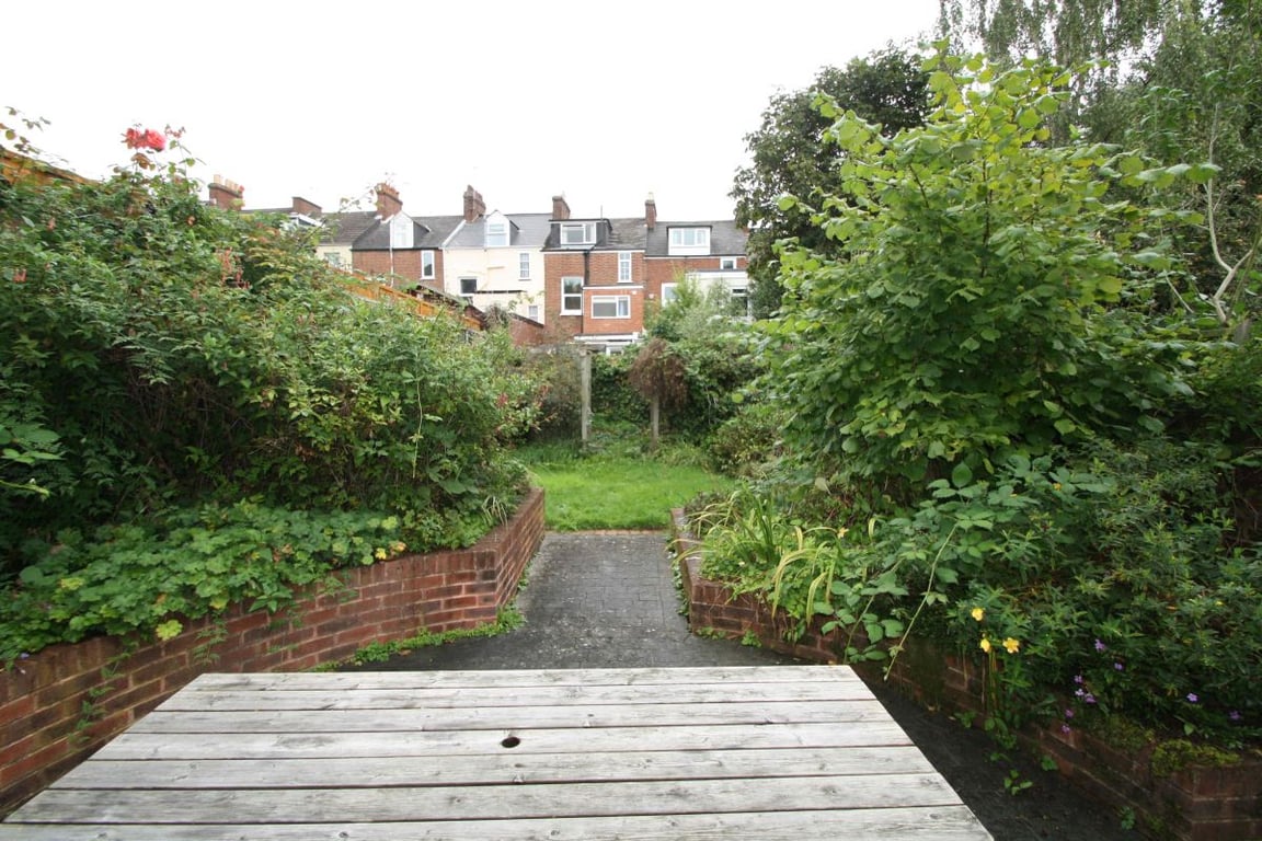 17 Devonshire Place