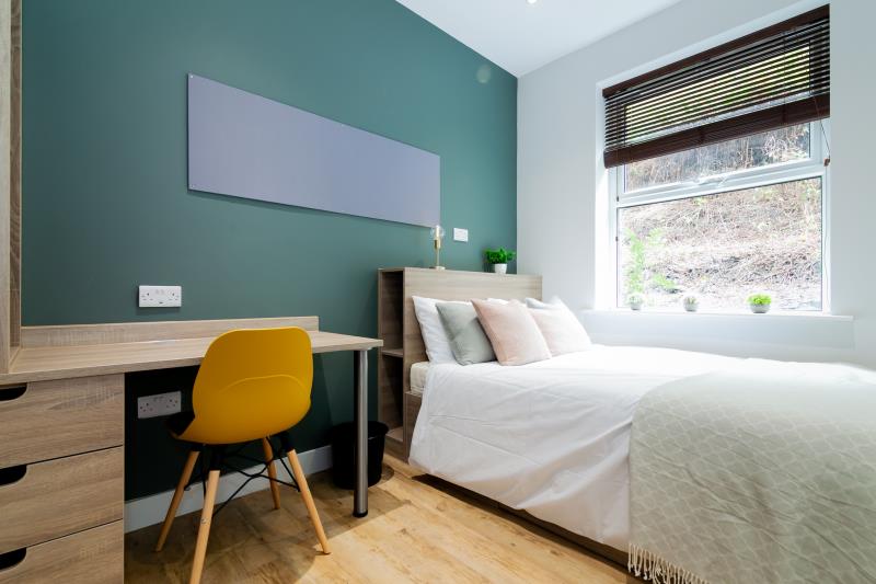 Flat 4, 42 Bankfield Road