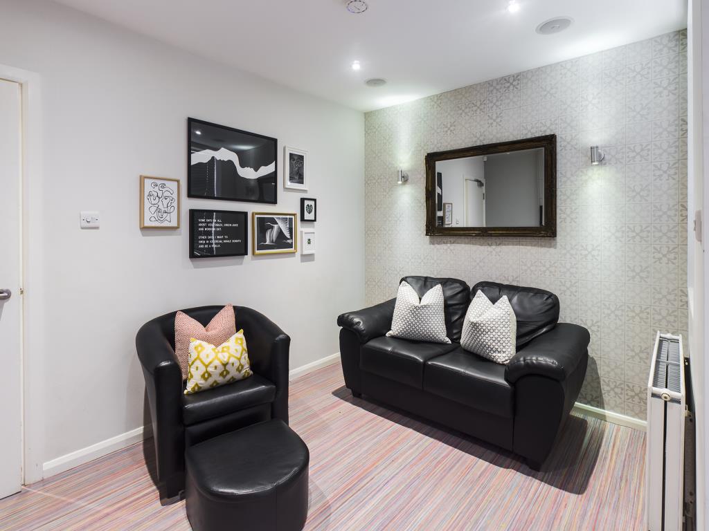 6 Cauldon Road