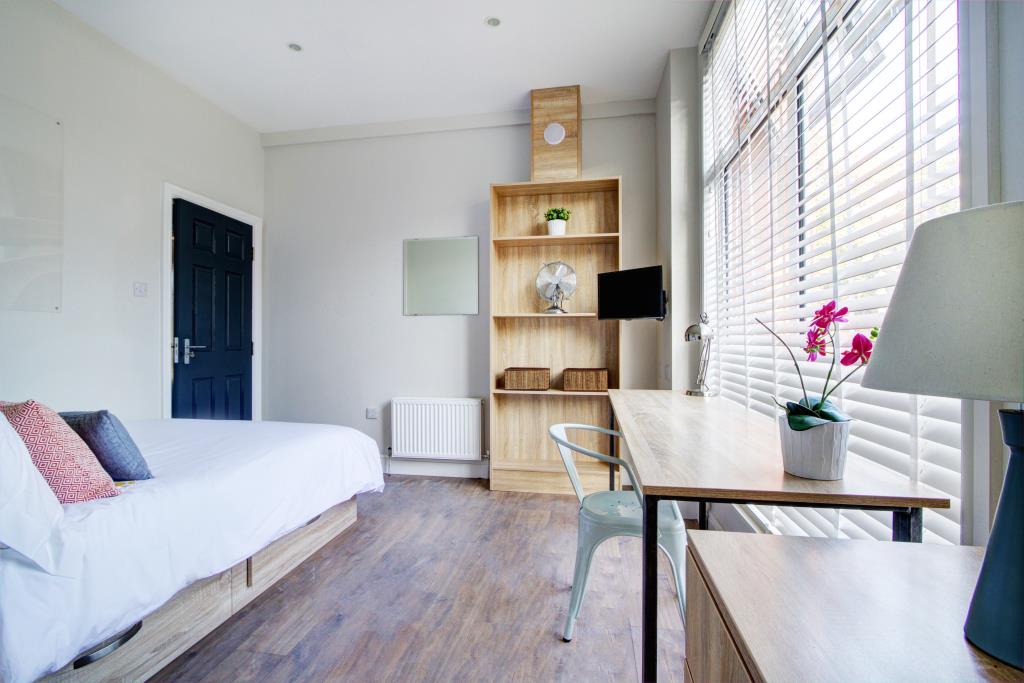 Flat D, Park View