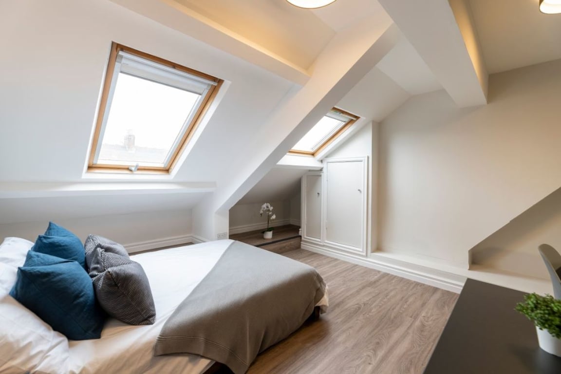 14 King John Terrace
