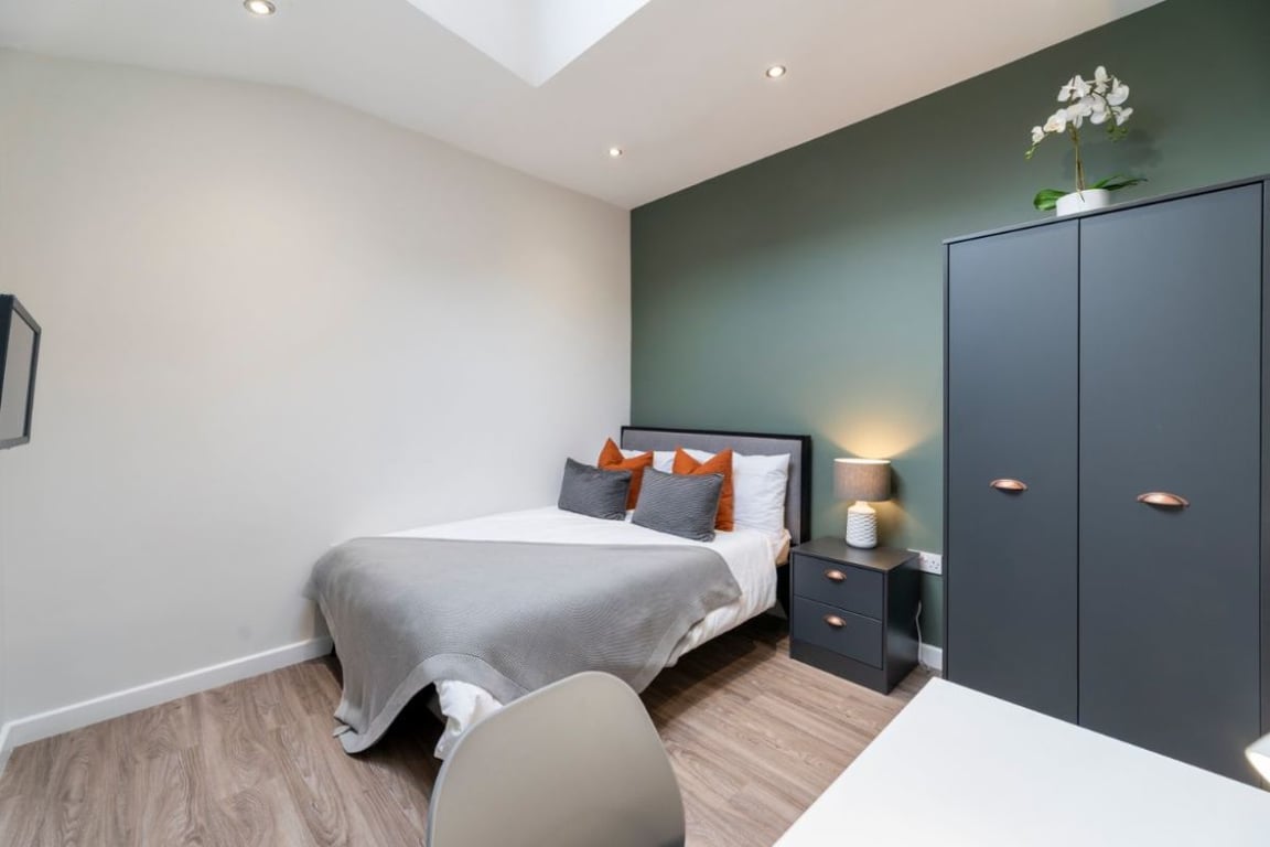 99 Chillingham Road