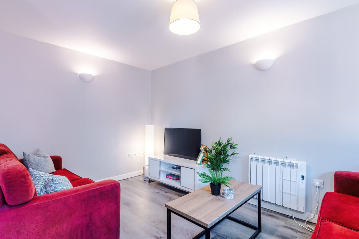 Flat 18, Mayfair Court