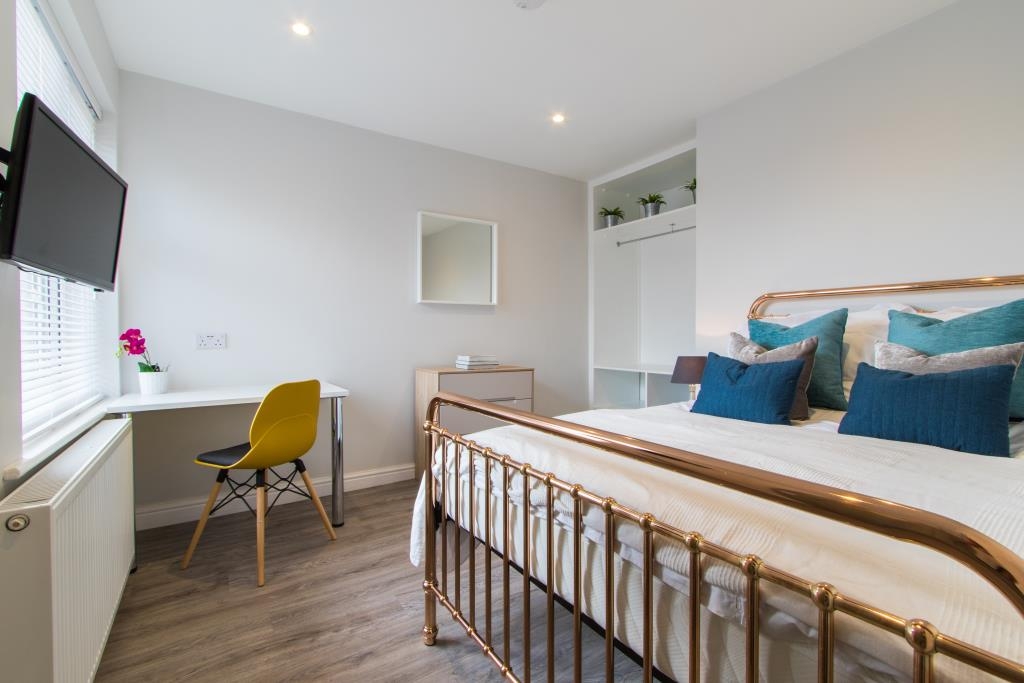 38 Kingswood Road