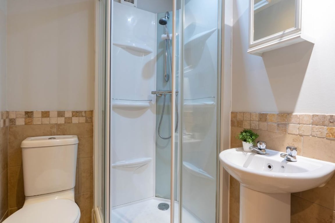 Flat 7 Shiners Yard, 123 Jesmond Road