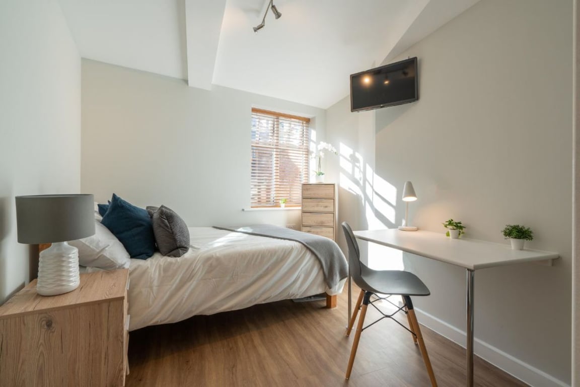 Flat 14 Shiners Yard, 123 Jesmond Road