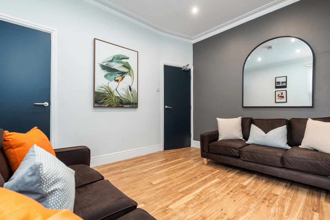 69 Cawdor Road