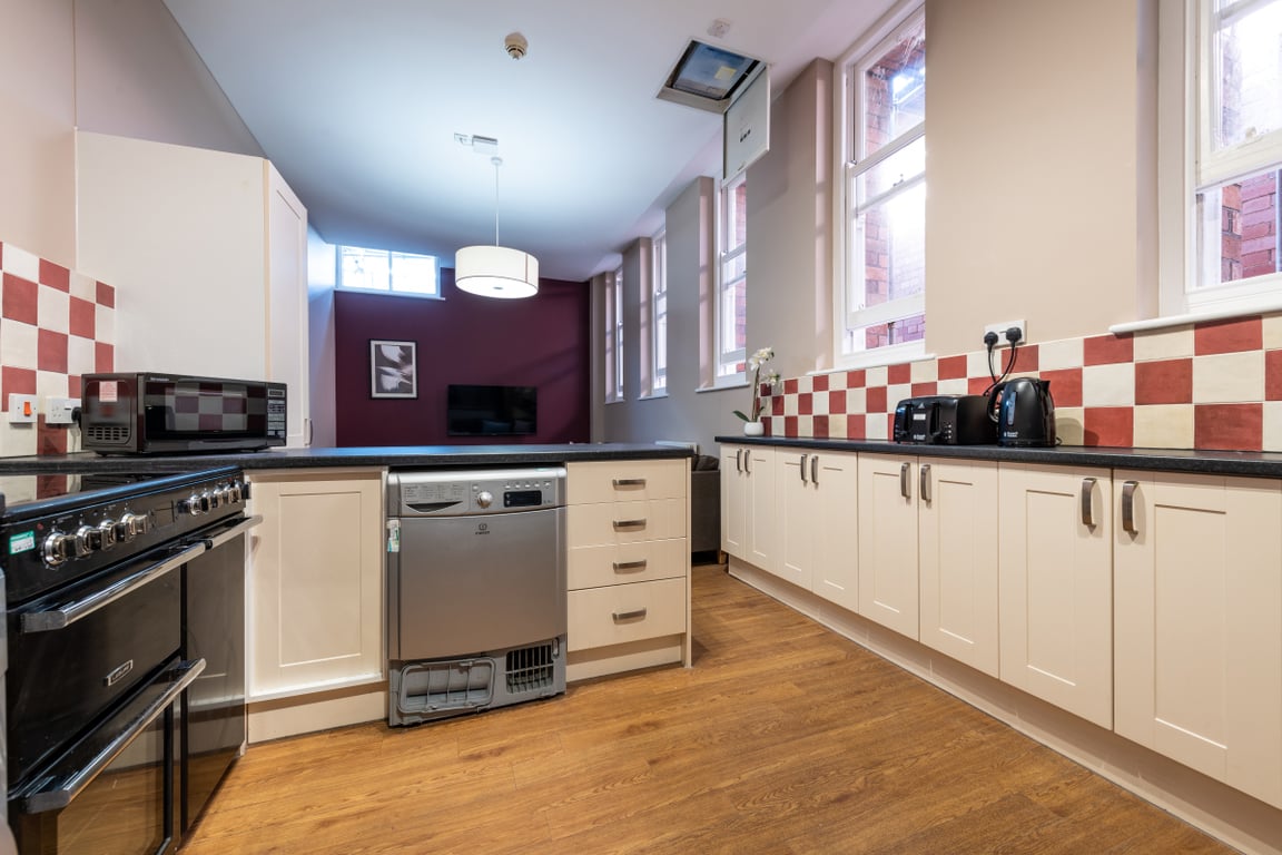 Flat F Bishop Blackall School