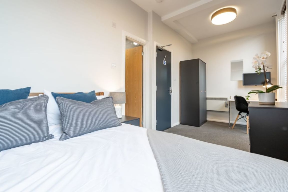 Flat 5 Kielder House, 55-59 Osborne Road