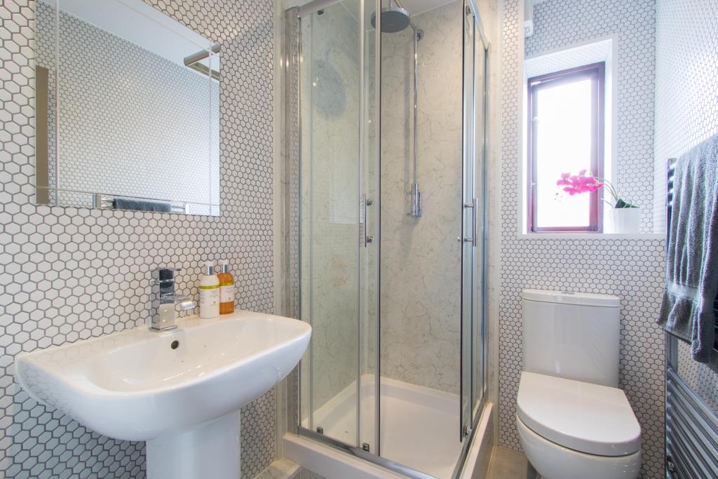 Flat 8, Victoria Court Mews