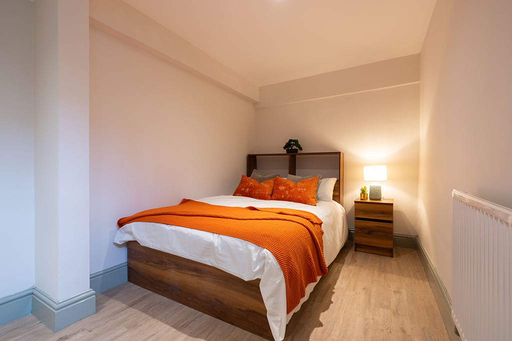 Flat 1, 76 Mount Pleasant