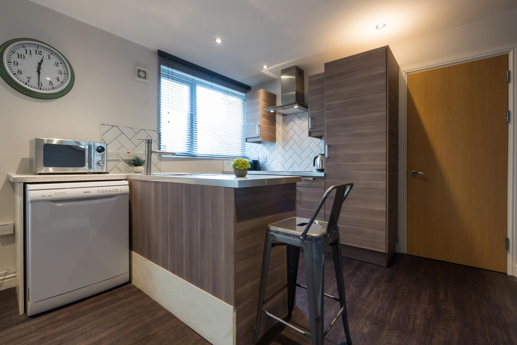 Flat 2, 28 Glynrhondda Street