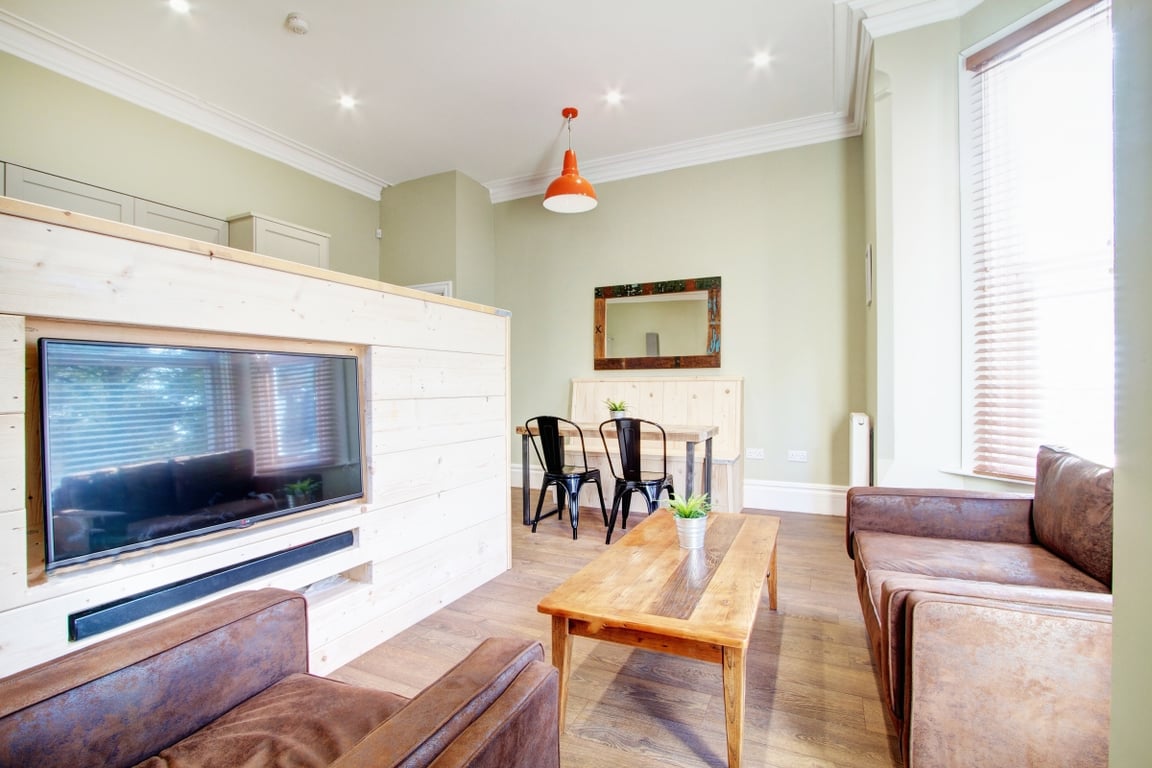 Flat 1, 28 Waterloo Road