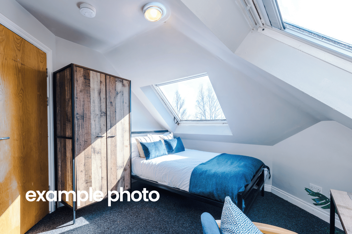 Flat 9, Newton House