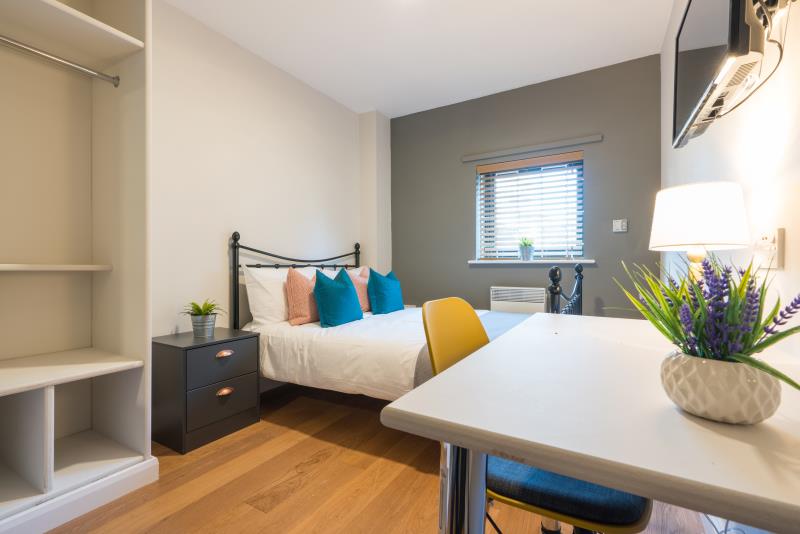Flat 9, Byron Lofts