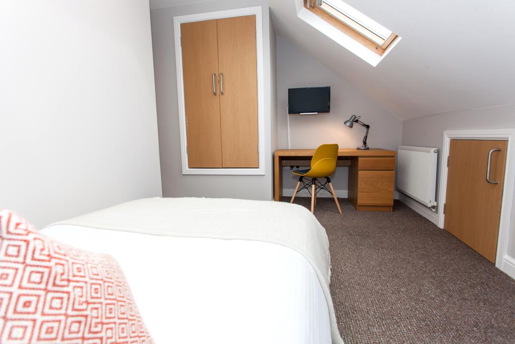 2 Rhymney Terrace