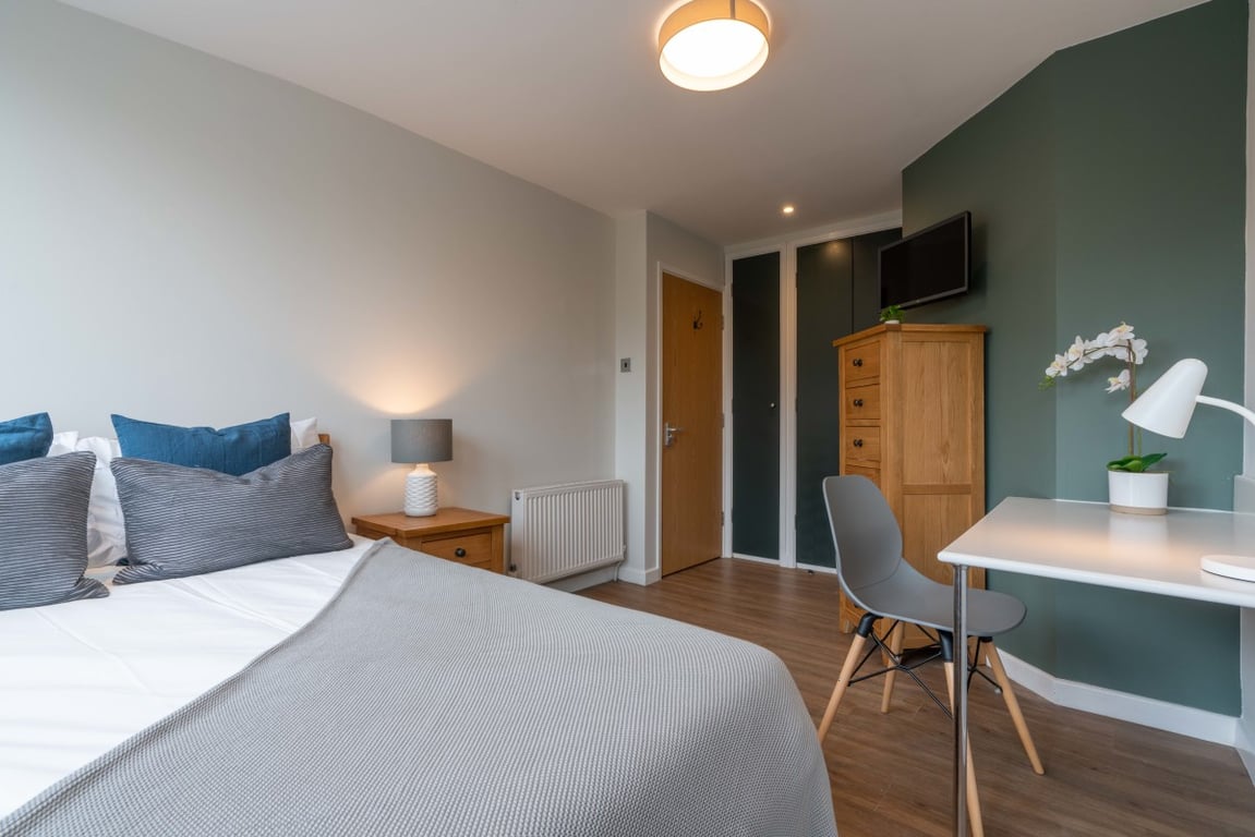 Flat 4 Linden House, 117-119 Jesmond Road