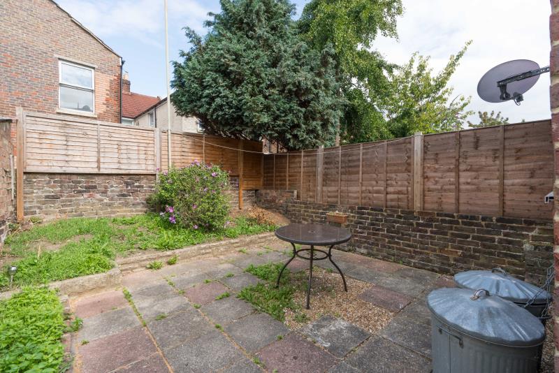27 Hudson Road