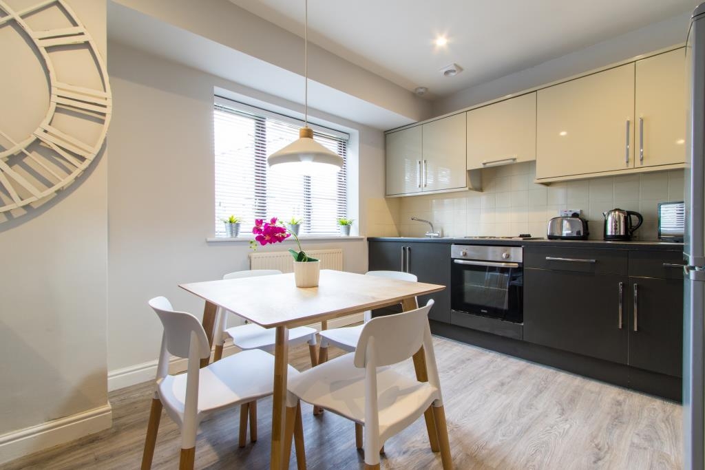 Flat 8, Victoria Court Mews