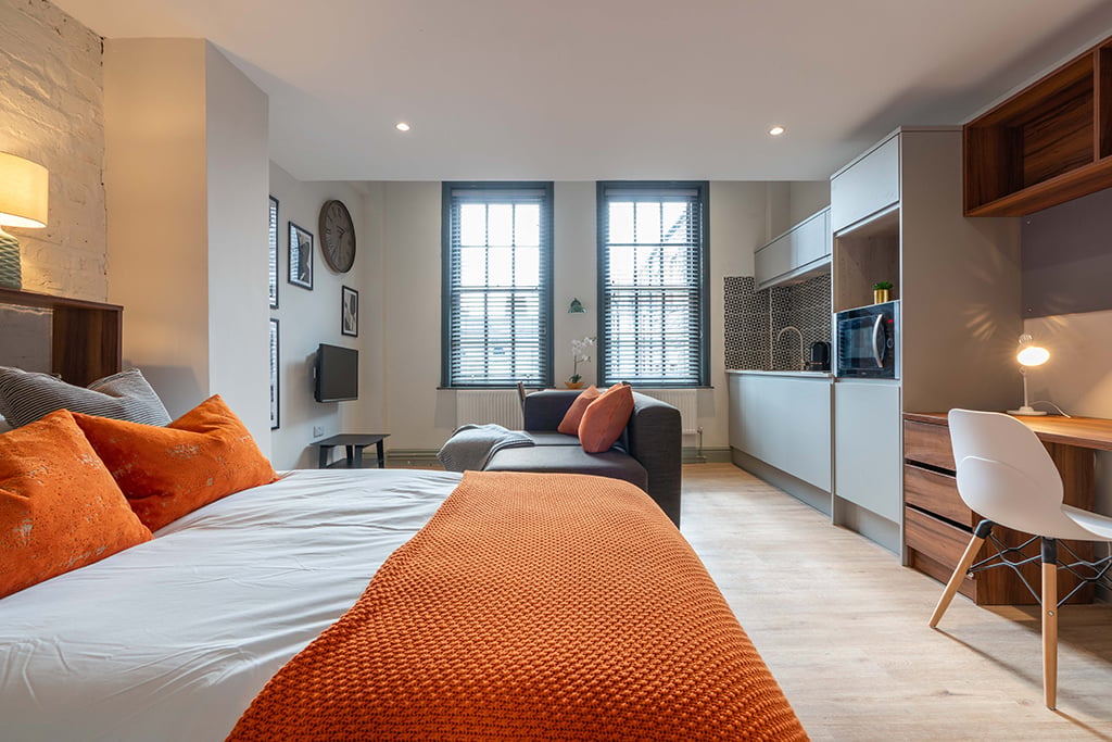 Flat 6, 76 Mount Pleasant
