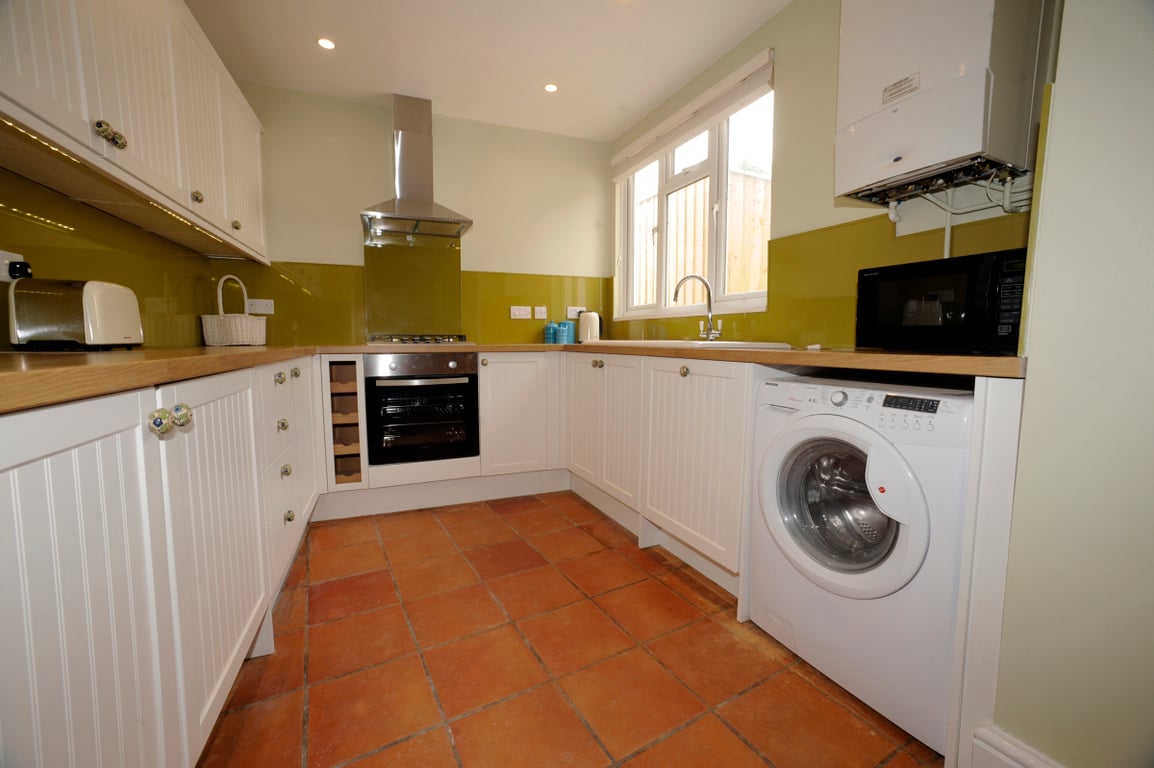 11 Old Tiverton Road