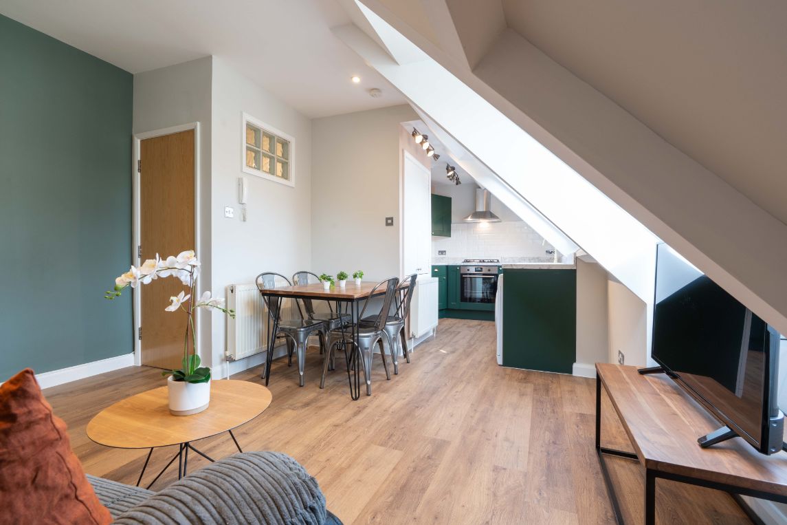 Flat 4 20 Kimberley Gardens