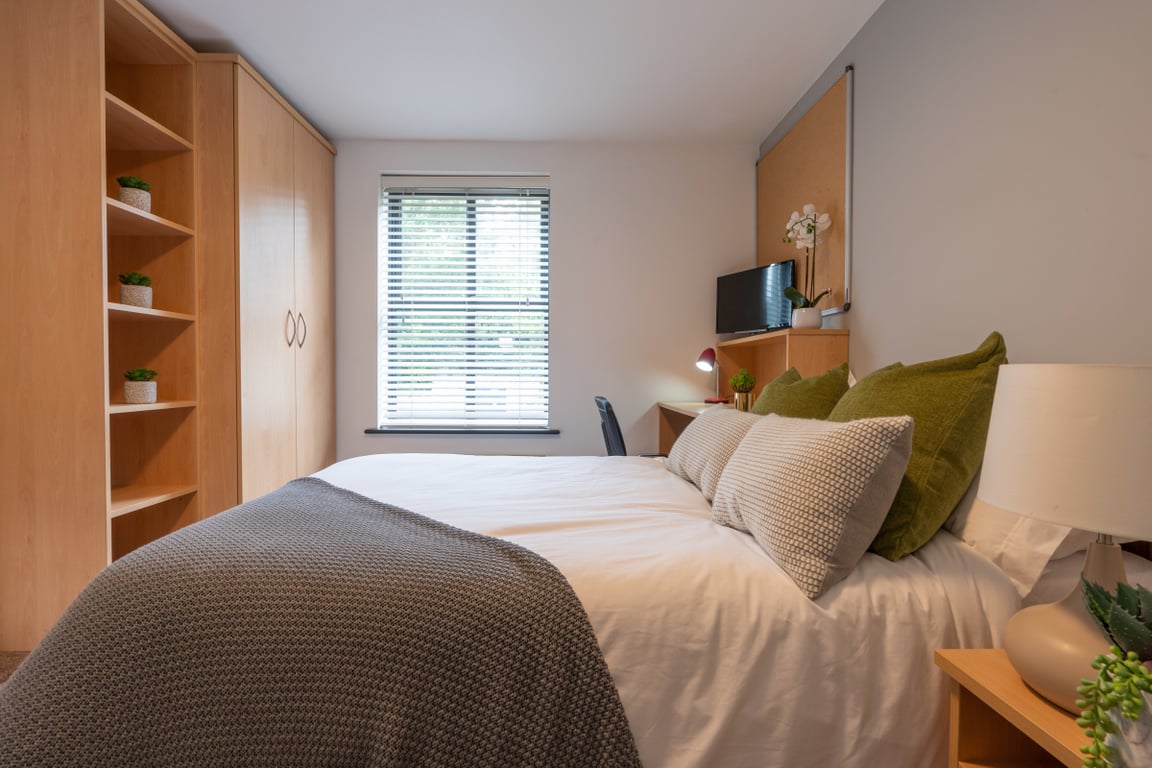 Flat 4, Hope Court