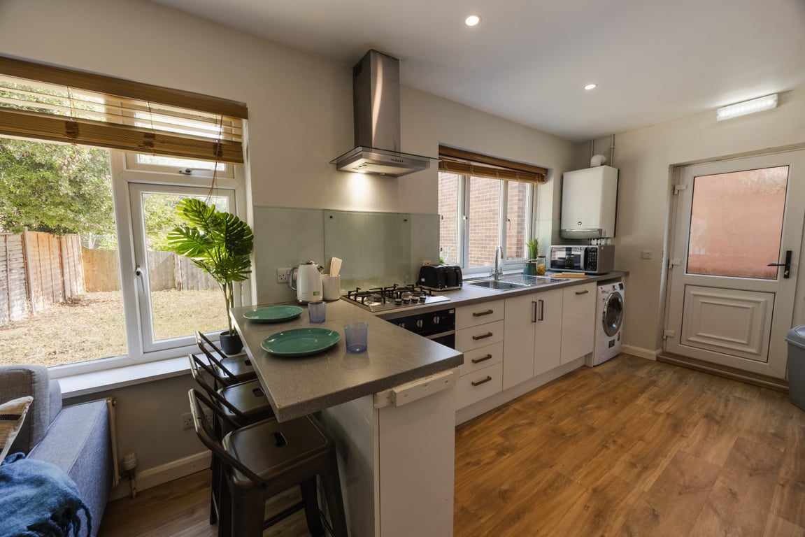 13 Laburnum Avenue