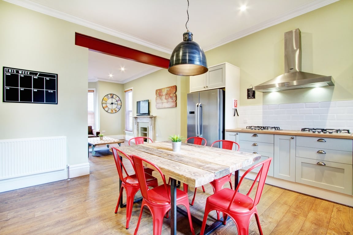 Flat 2, 28 Waterloo Road