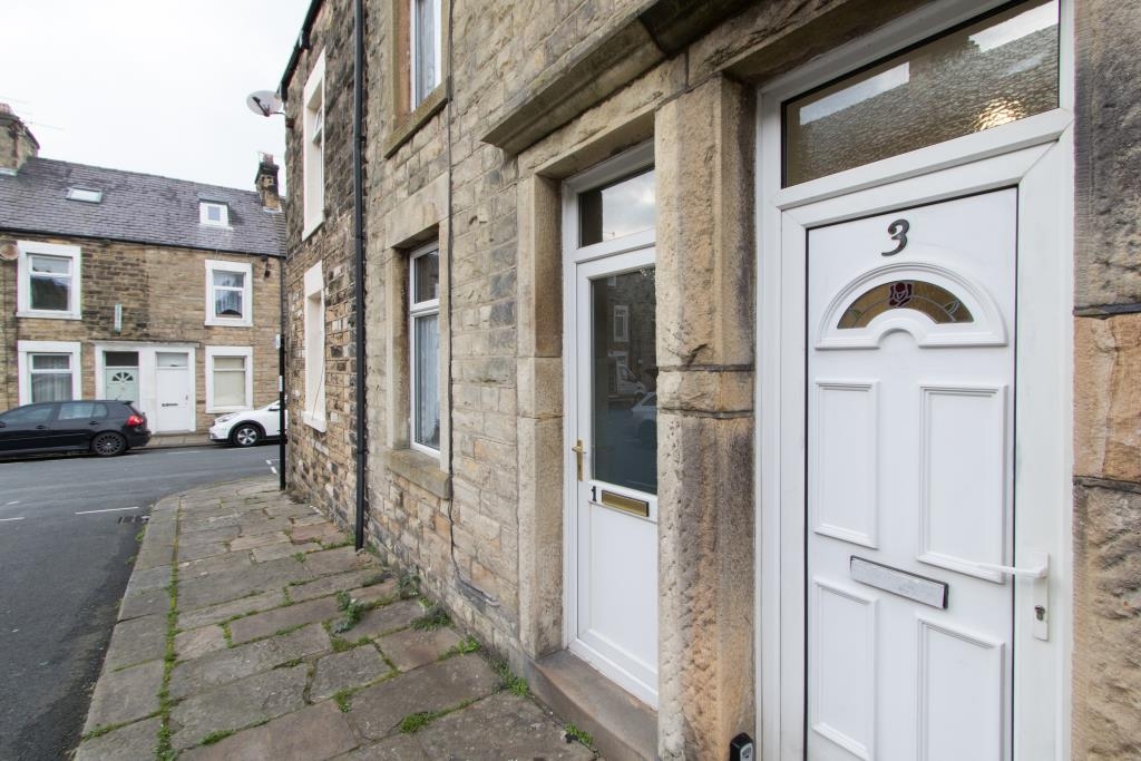 3 Albion Street