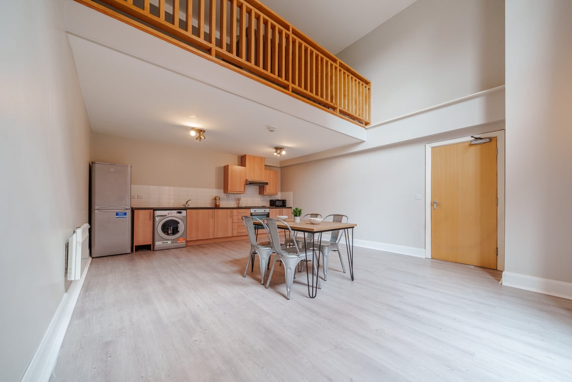 Flat 3, Mayfair Court