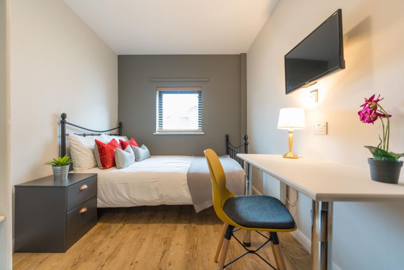 Flat 2, Byron Lofts