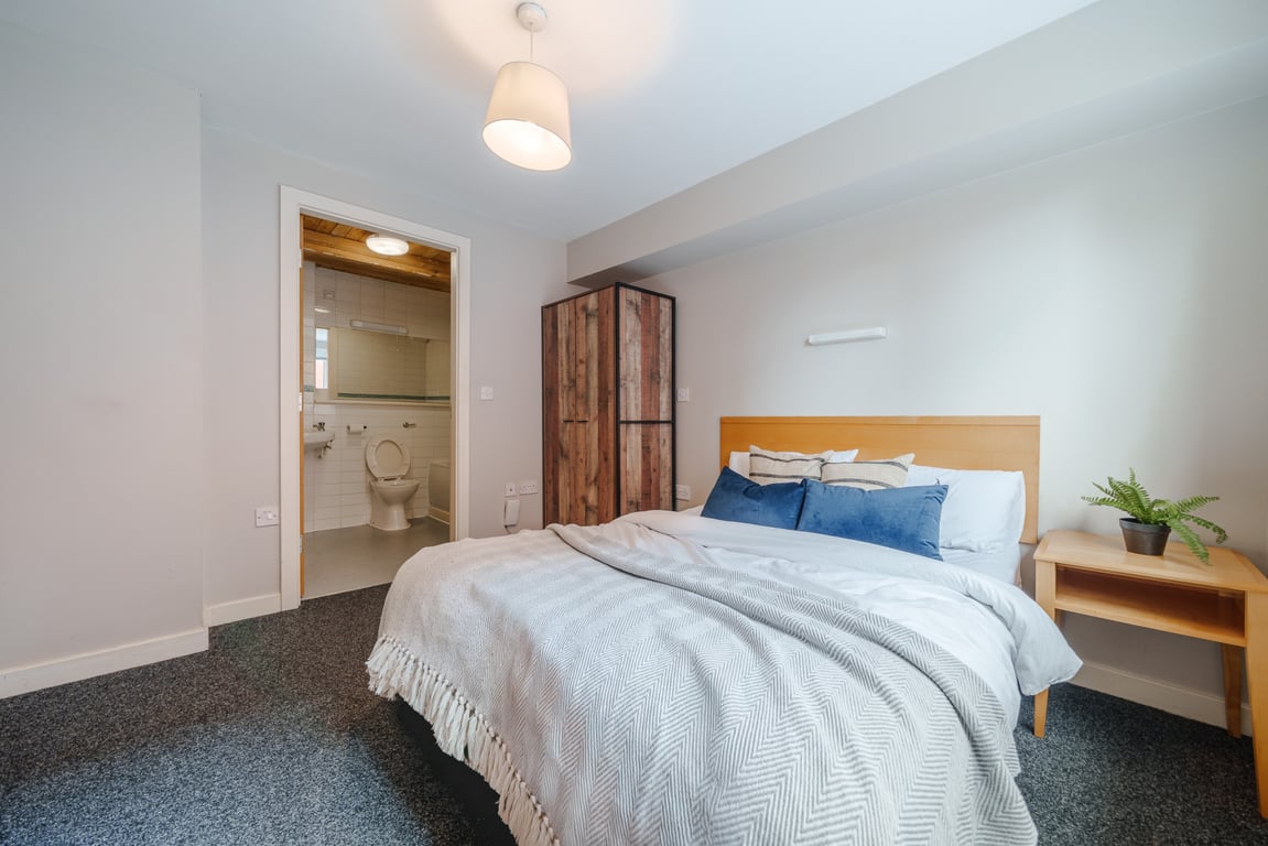 Flat 3, Mayfair Court