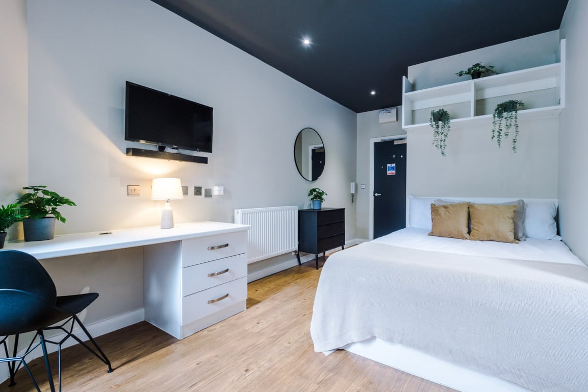 Flat 9, 160 Upper New Walk