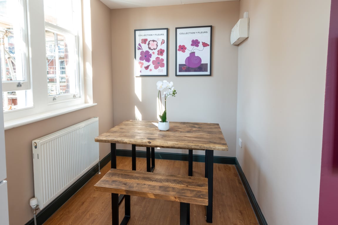 Flat M Bishop Blackall School