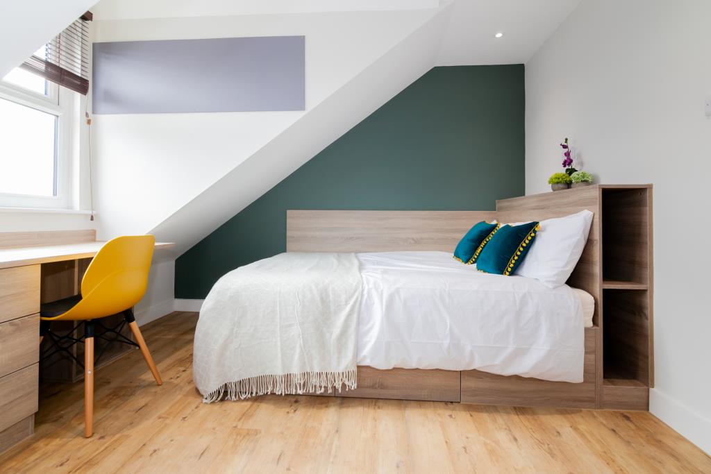 Flat 8, 42 Bankfield Road