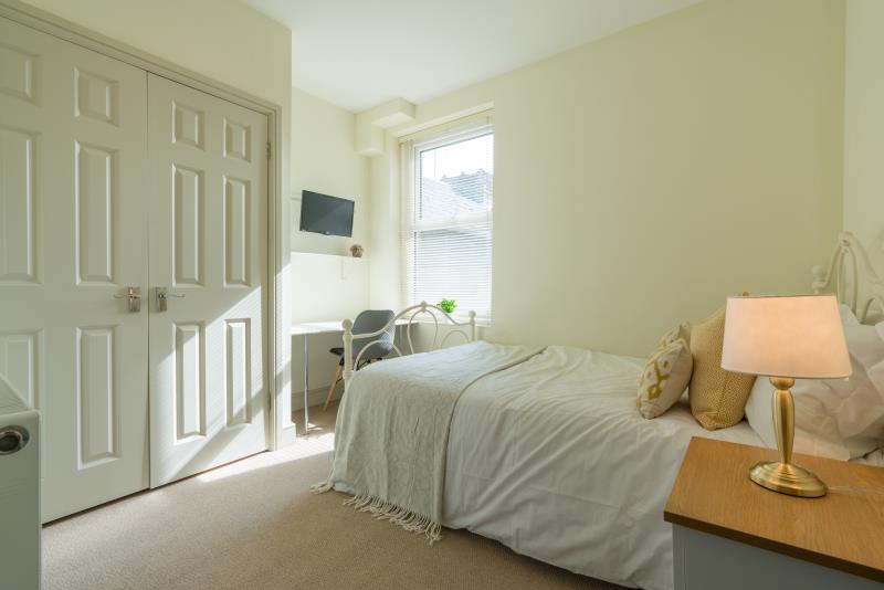 75 Colum Road