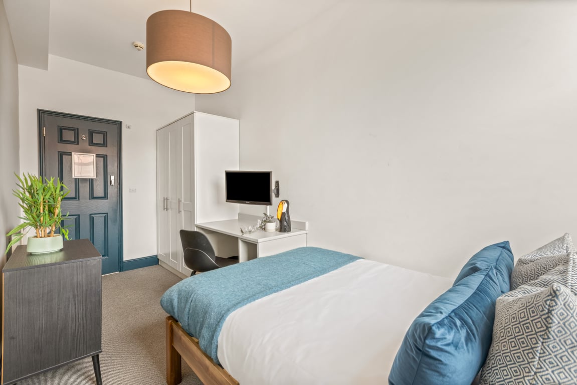 Flat 16, Shoe & Boot Factory