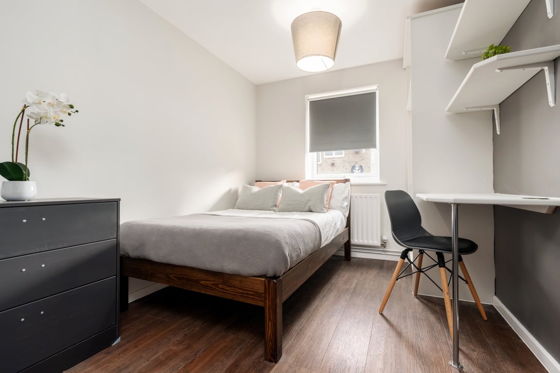 Flat 2, 28 Church Street