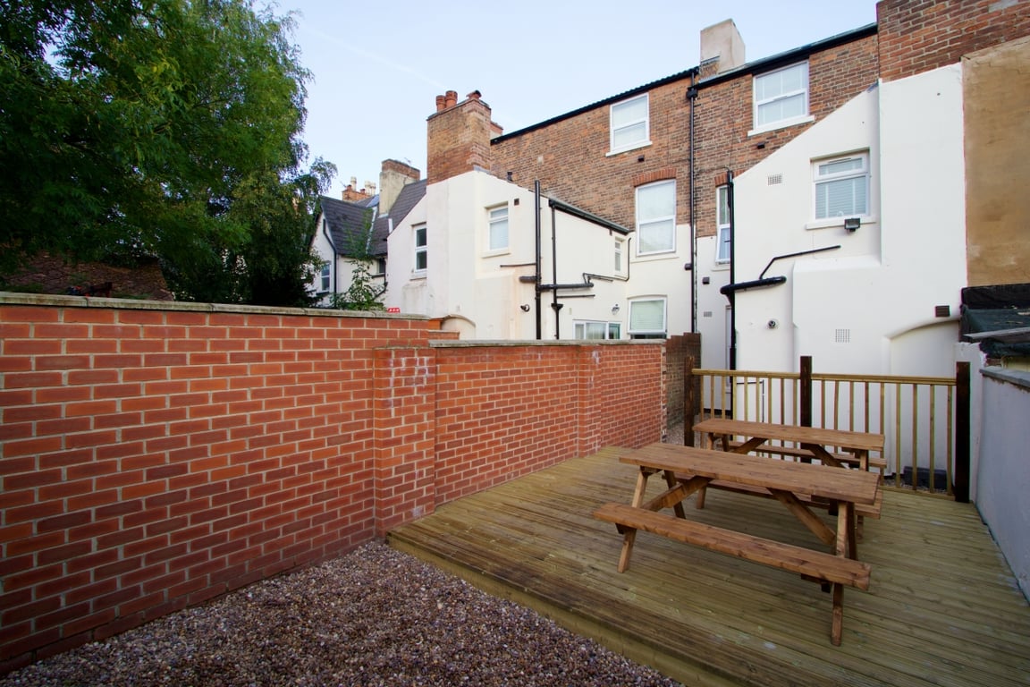 5 Newstead Grove