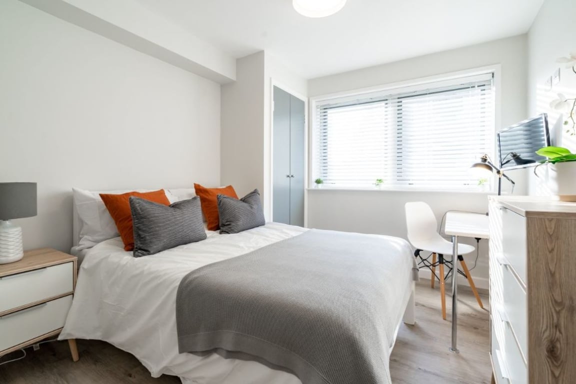 Flat 1 The Square, 1 Falconar Street