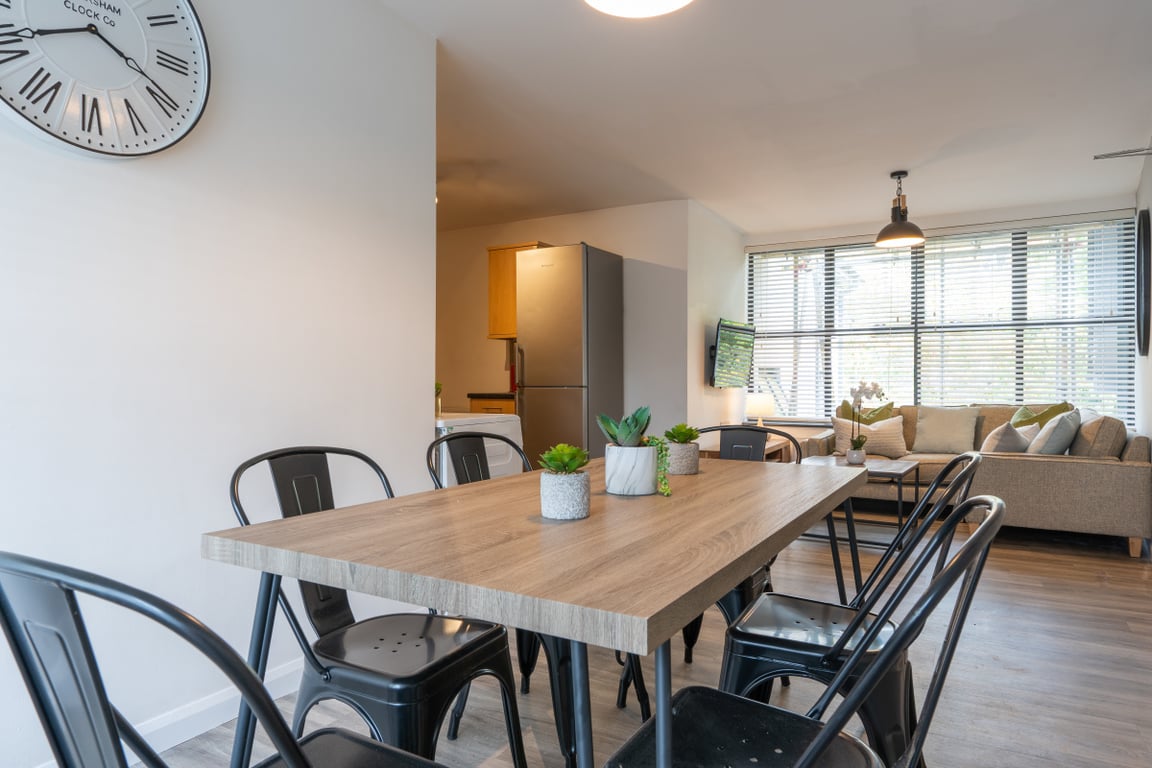 Flat 11, Hope Court