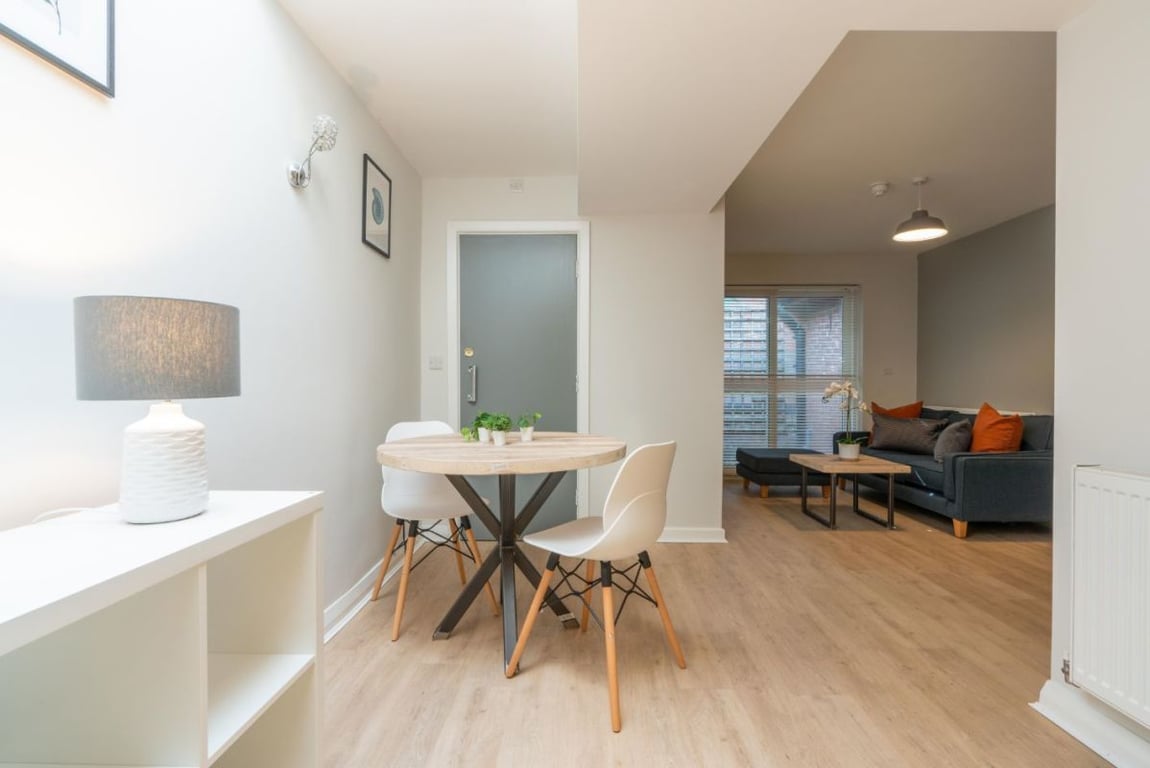 Flat B, 113 Portland Road