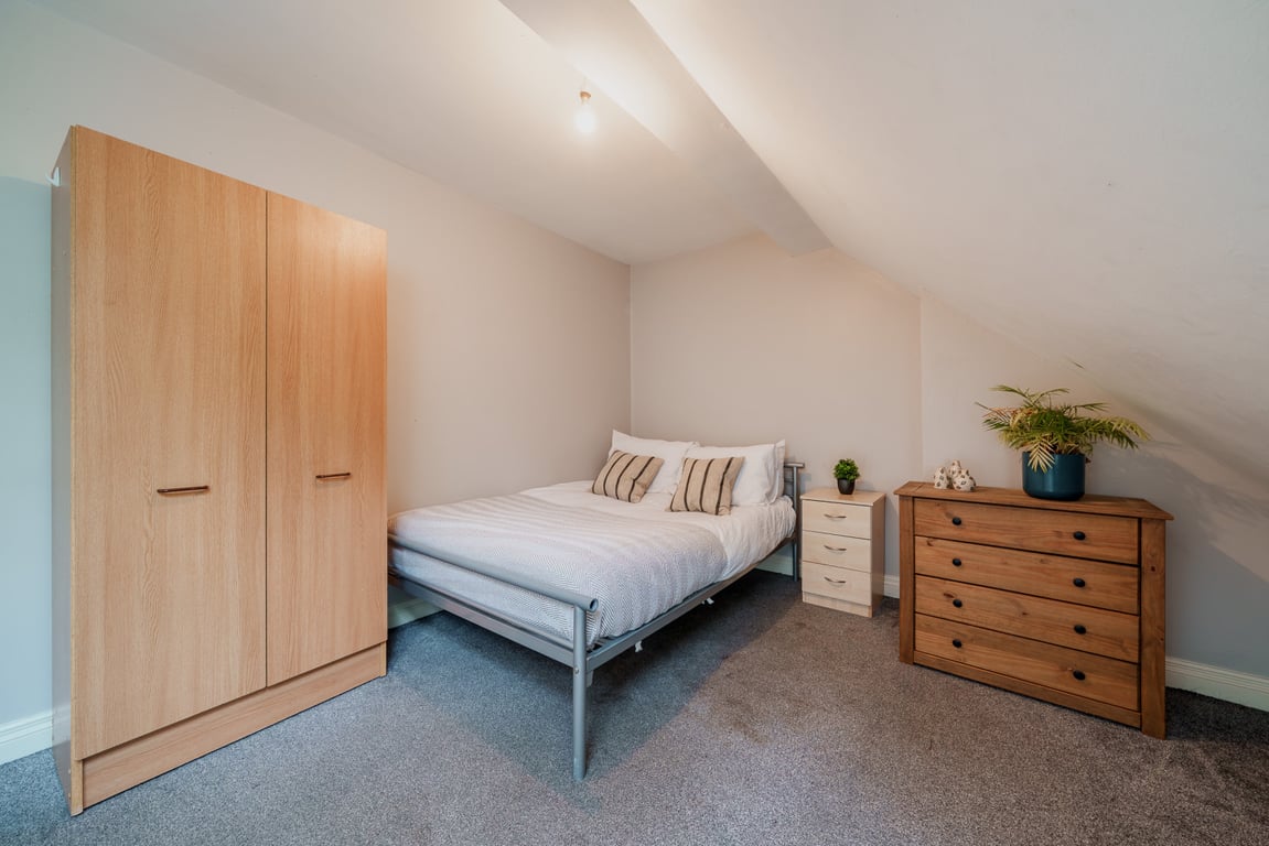 Flat 12, Lowry House