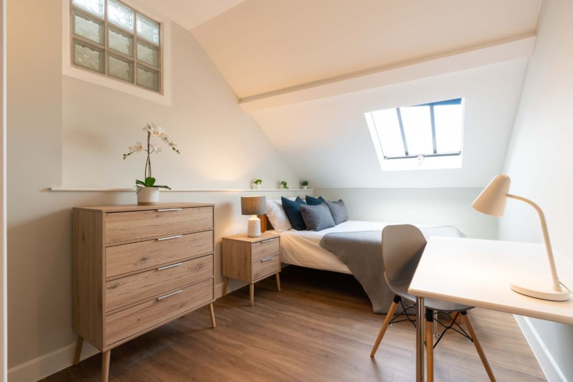 Flat 4 Shiners Yard, 123 Jesmond Road