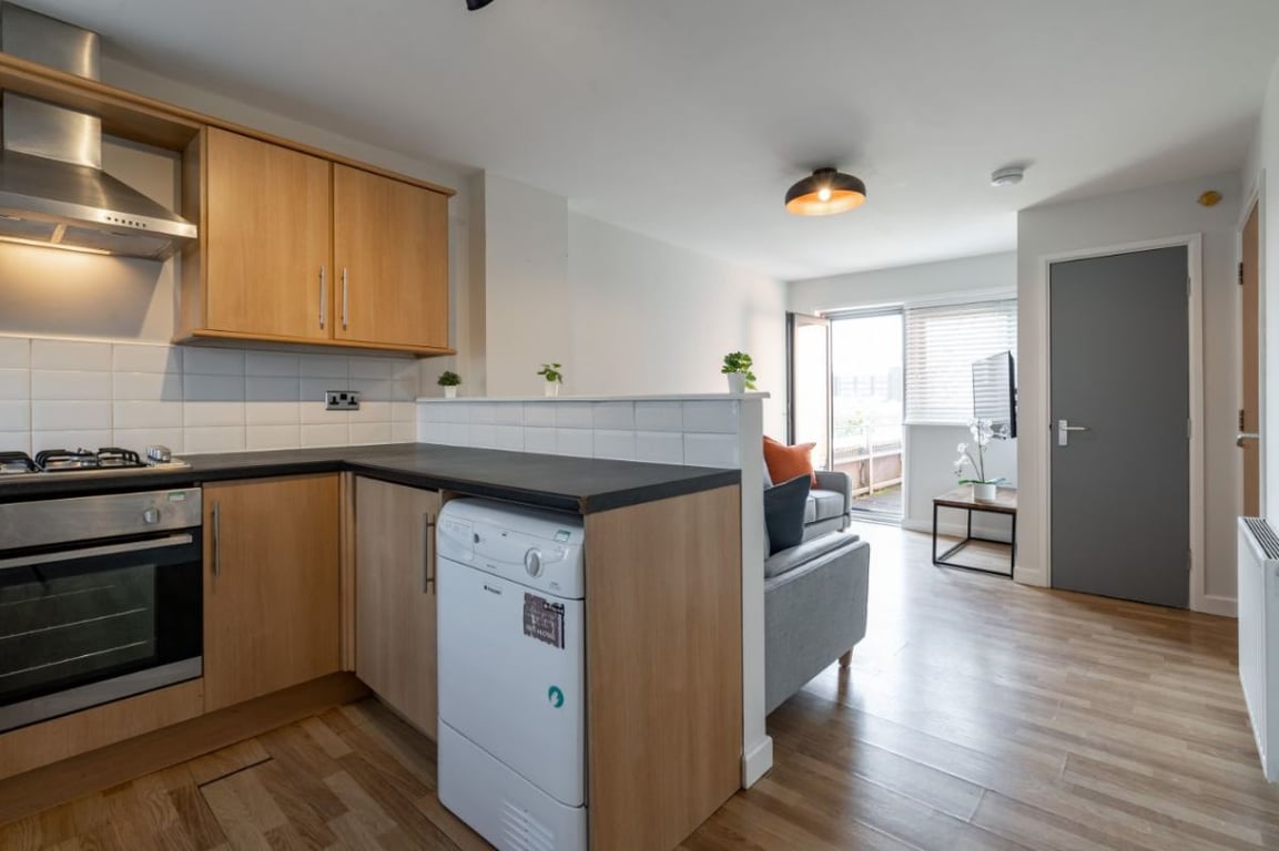 Flat 7 The Square, 1 Falconar Street