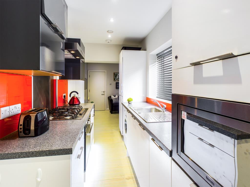 31 Guildford Street