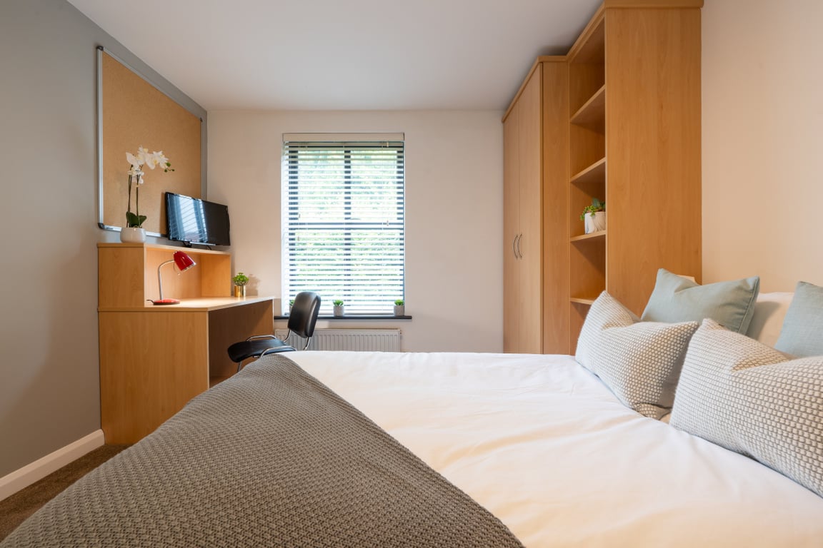 Flat 9, Hope Court