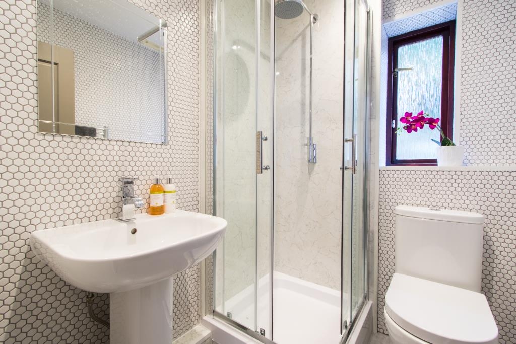Flat 2, Victoria Court Mews
